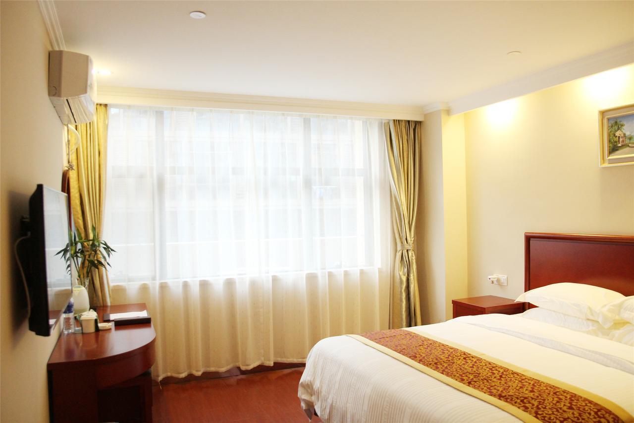 Hotel Greentree Alliance Minhang Jiaotong