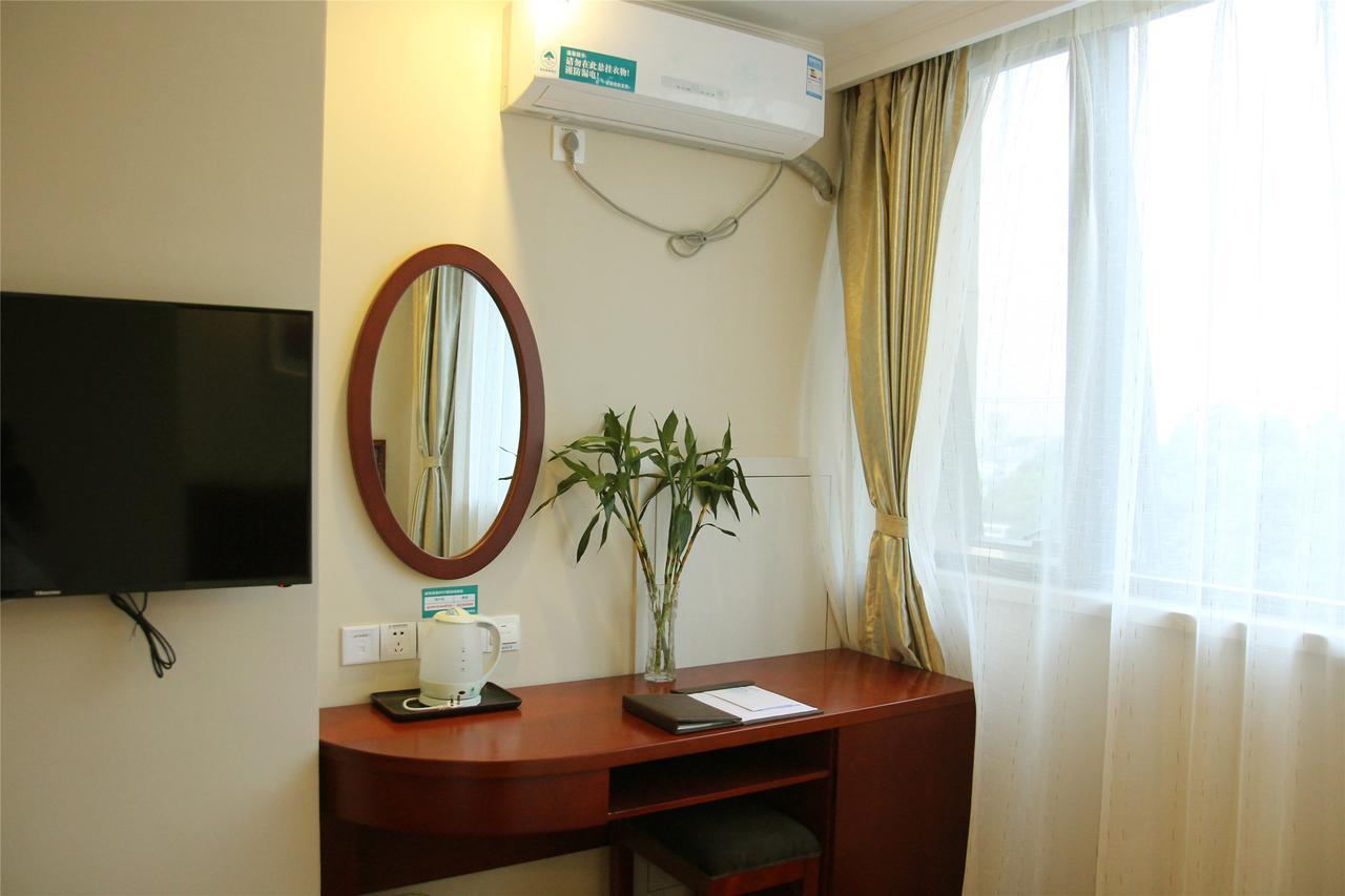 Hotel Greentree Alliance Minhang Jiaotong