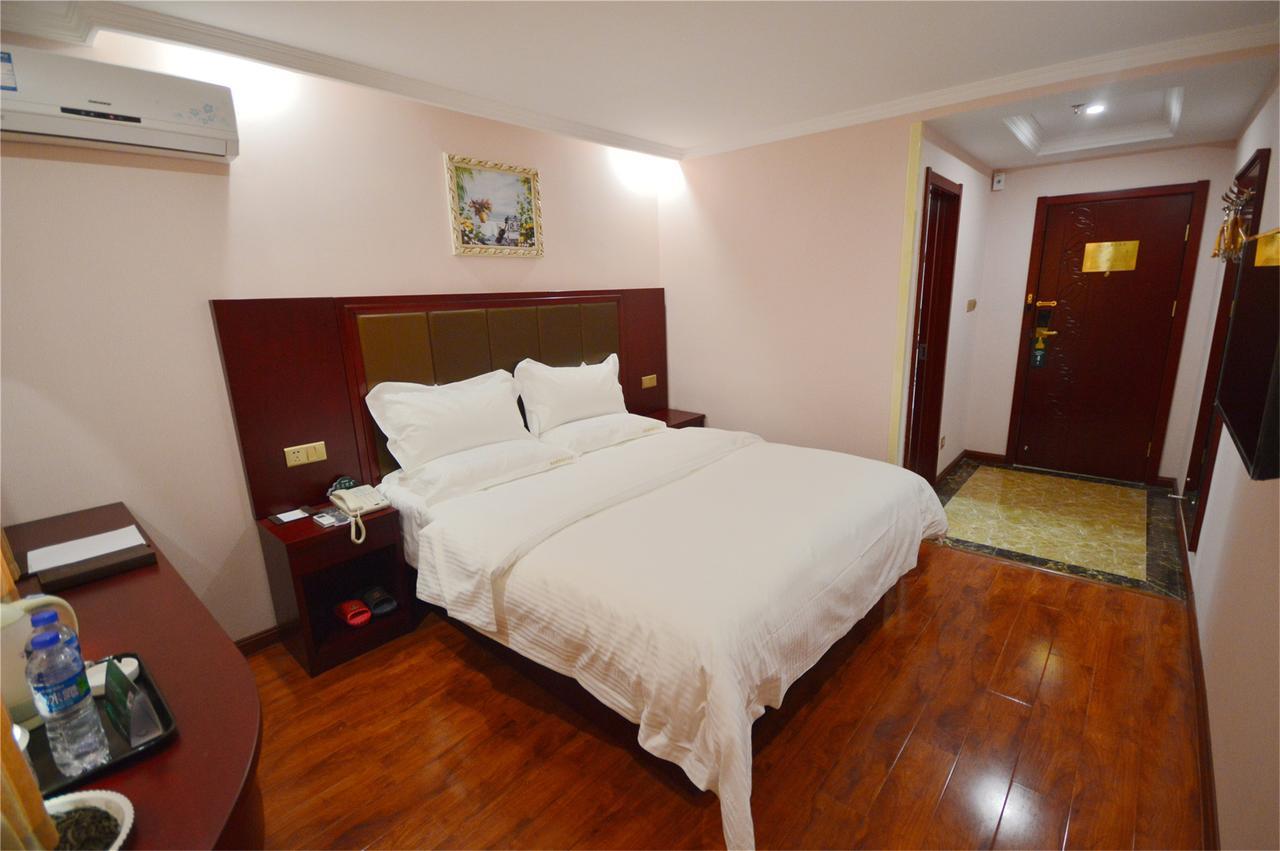Greentree Alliance Minhang Jiaotong 3*