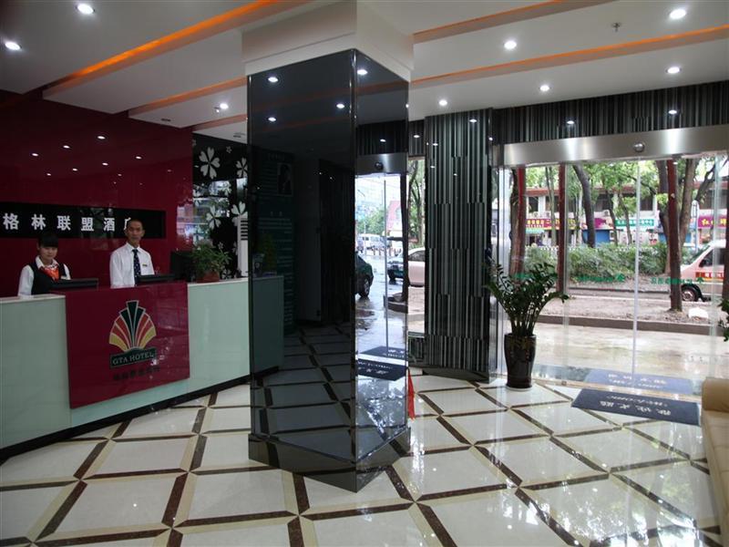 Greentree Alliance Minhang Jiaotong Hotel 3*